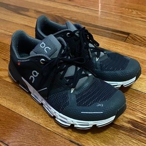 On running cloudflyer women’s running sneakers